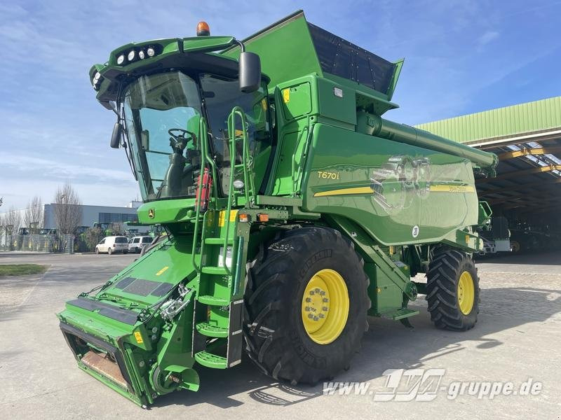 John Deere T670 i - Combine harvester: picture 4 John Deere T670 i - Combine harvester: picture 4