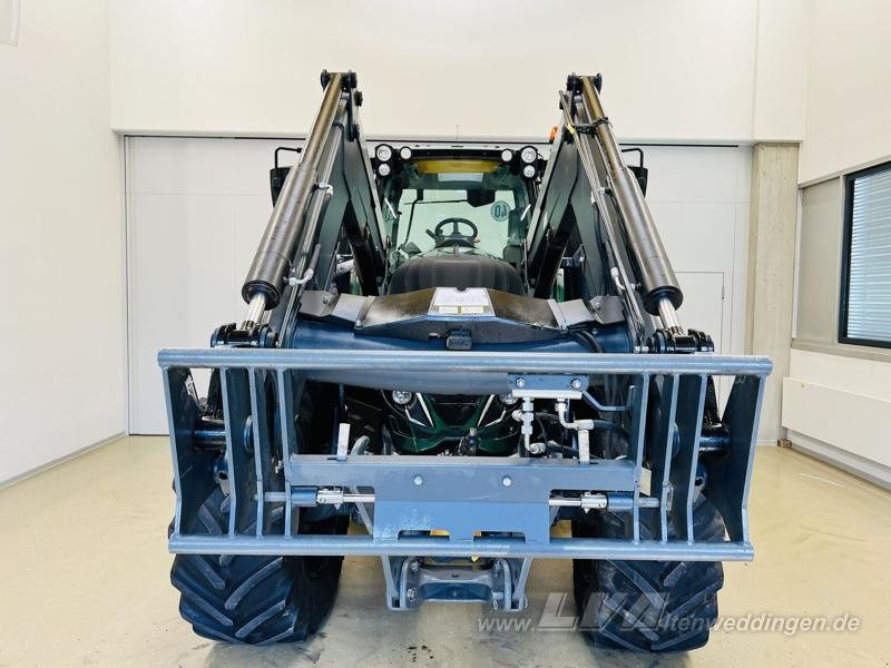 Farm tractor Valtra T174: picture 7