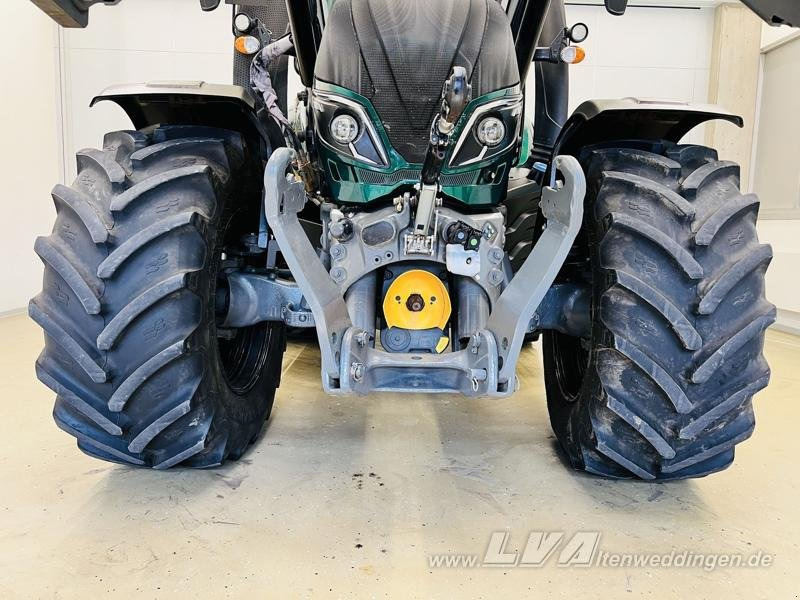 Farm tractor Valtra T174: picture 6
