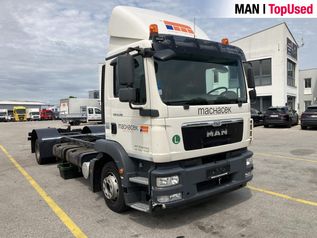 MAN TGM 12.290 4X2 LL - Cab chassis truck: picture 3 MAN TGM 12.290 4X2 LL - Cab chassis truck: picture 3