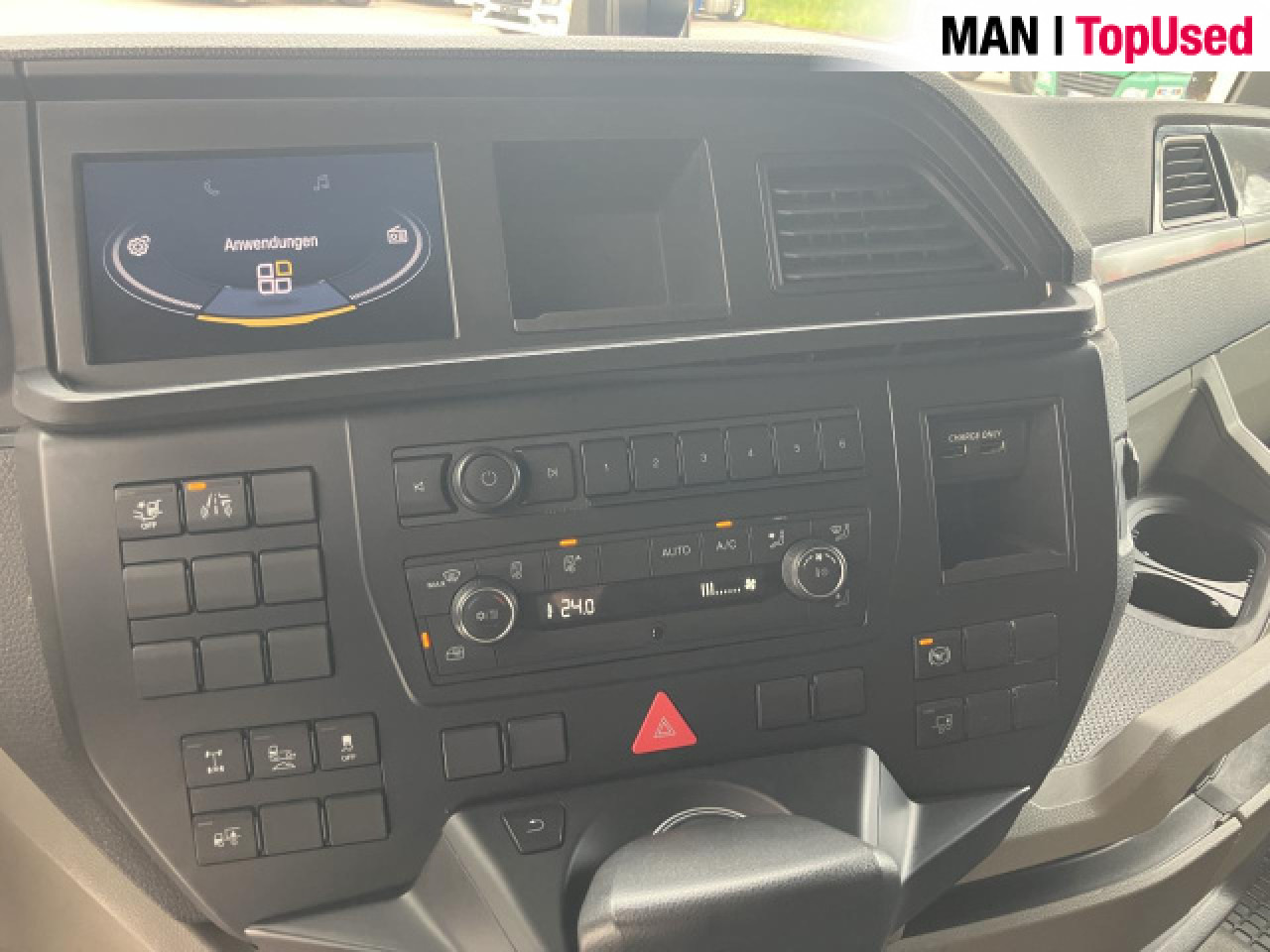 MAN TGX 18.470 4x2 BL SA - Tractor unit: picture 3 MAN TGX 18.470 4x2 BL SA - Tractor unit: picture 3