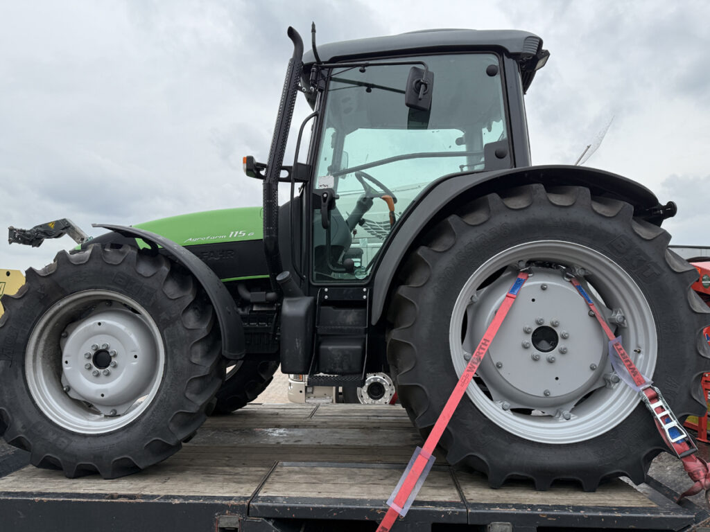 DEUTZ FAHR Agrofarm 115G - Farm tractor: picture 1 DEUTZ FAHR Agrofarm 115G - Farm tractor: picture 1