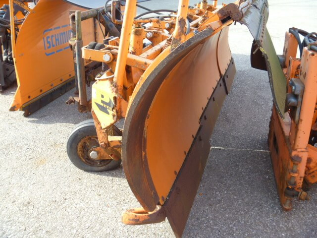 Unimog Schneepflug - Schneeschild Pietsch EK325 - Snow plough: picture 2 Unimog Schneepflug - Schneeschild Pietsch EK325 - Snow plough: picture 2