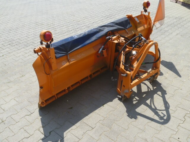 Unimog Schneepflug - Schneeschild Schmidt F11L - Snow plough: picture 3 Unimog Schneepflug - Schneeschild Schmidt F11L - Snow plough: picture 3