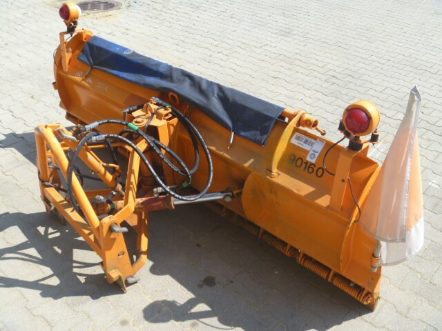 Unimog Schneepflug - Schneeschild Schmidt F11L - Snow plough: picture 5 Unimog Schneepflug - Schneeschild Schmidt F11L - Snow plough: picture 5