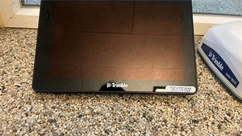 Trimble GFX 750 skærm og Nav 900 antenne - Agricultural machinery: picture 3 Trimble GFX 750 skærm og Nav 900 antenne - Agricultural machinery: picture 3