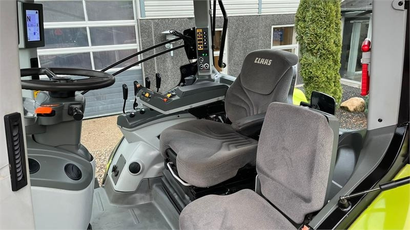 Claas Axion 830 Med frontlift. Velholdt traktor. - Farm tractor: picture 5 Claas Axion 830 Med frontlift. Velholdt traktor. - Farm tractor: picture 5