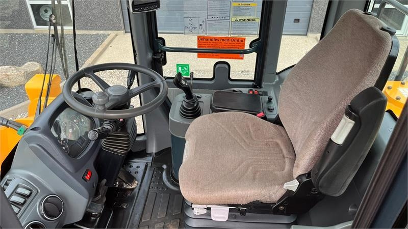 Hyundai 757-9A XTD med lang-arm. En-ejeres maskine med Loc - Wheel loader: picture 3 Hyundai 757-9A XTD med lang-arm. En-ejeres maskine med Loc - Wheel loader: picture 3