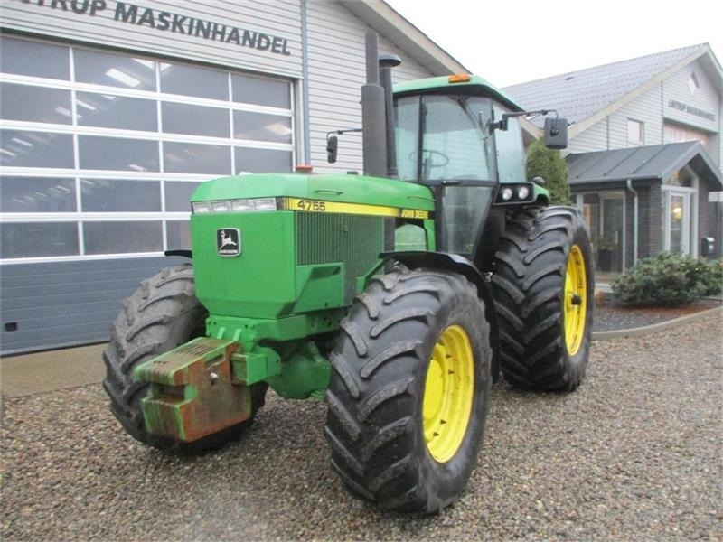 John Deere 4755 En rigtig kraftkarl med den store 7,6L motor - Farm tractor: picture 3 John Deere 4755 En rigtig kraftkarl med den store 7,6L motor - Farm tractor: picture 3