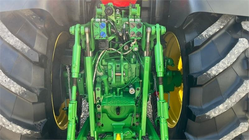 John Deere 6170R AutoPower med frontlift - Farm tractor: picture 5 John Deere 6170R AutoPower med frontlift - Farm tractor: picture 5