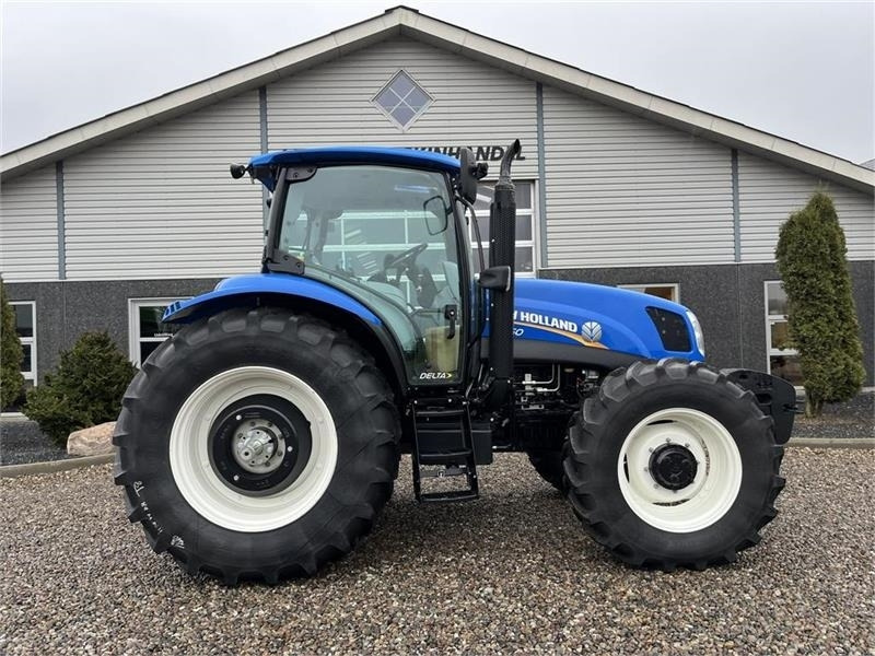 New Holland T6050 Delta - EXPORT - Farm tractor: picture 2 New Holland T6050 Delta - EXPORT - Farm tractor: picture 2