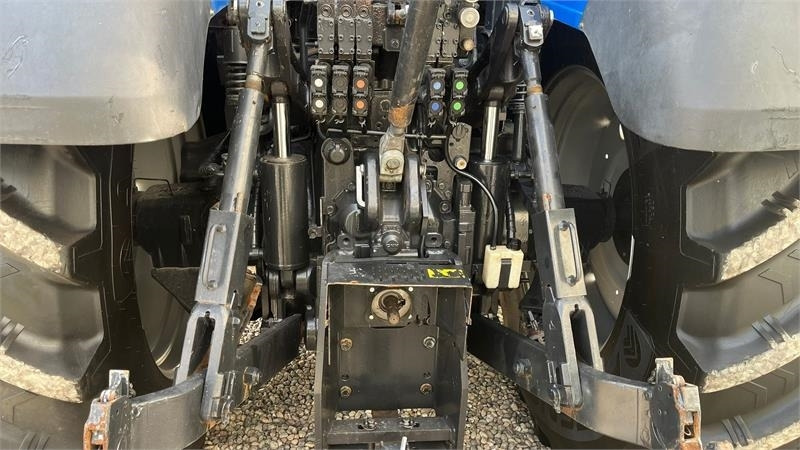 New Holland T7.315 HD med frontlift og front PTO. - Farm tractor: picture 5 New Holland T7.315 HD med frontlift og front PTO. - Farm tractor: picture 5