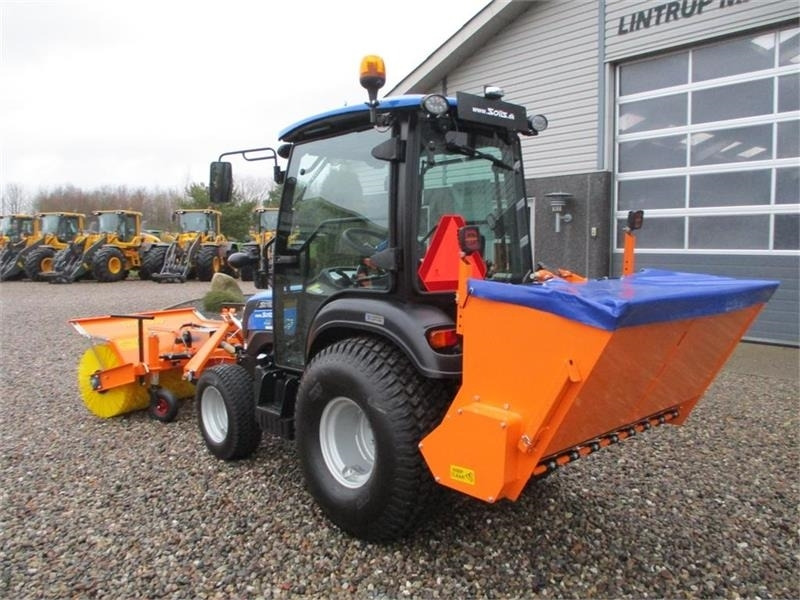 Solis 26 HST Snow Edition med frontlift, front PTO, Thyr - Farm tractor: picture 3 Solis 26 HST Snow Edition med frontlift, front PTO, Thyr - Farm tractor: picture 3