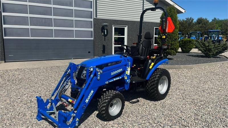 Solis H26 HST Med Frontlæsser og GardenPro dæk - Farm tractor: picture 2 Solis H26 HST Med Frontlæsser og GardenPro dæk - Farm tractor: picture 2