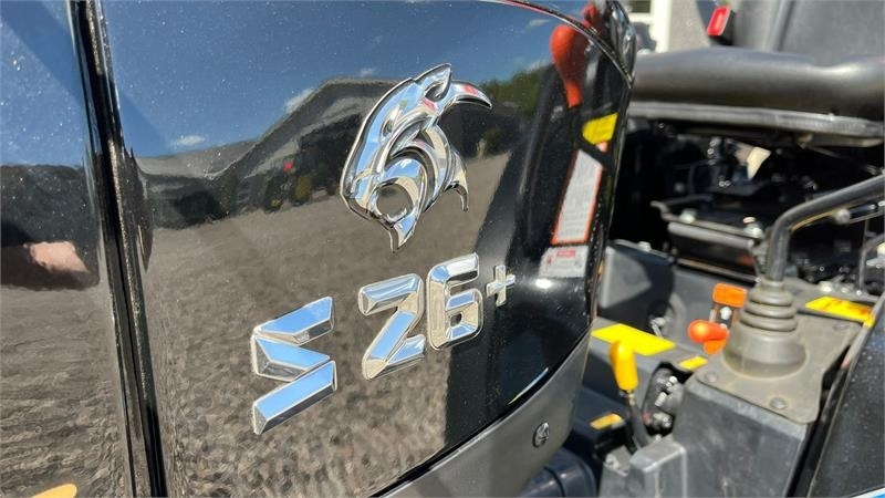 Solis S26 6+2 gearmaskine Limited Edition i sort med bre - Municipal tractor: picture 5 Solis S26 6+2 gearmaskine Limited Edition i sort med bre - Municipal tractor: picture 5