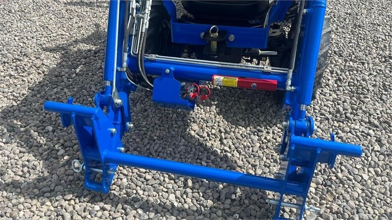 Solis S26 6+2 gearmaskine med Fuldhydraulisk frontlæsser - Farm tractor: picture 4 Solis S26 6+2 gearmaskine med Fuldhydraulisk frontlæsser - Farm tractor: picture 4