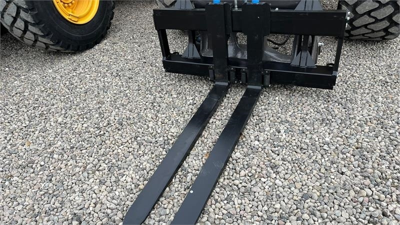 Volvo Pallegafler Hydraulisk 5Tons pallegafler med Volvo - Wheel loader: picture 2 Volvo Pallegafler Hydraulisk 5Tons pallegafler med Volvo - Wheel loader: picture 2