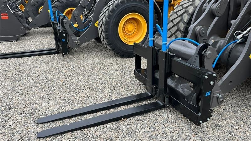 Volvo Pallegafler Hydraulisk 5Tons pallegafler med Volvo - Wheel loader: picture 1 Volvo Pallegafler Hydraulisk 5Tons pallegafler med Volvo - Wheel loader: picture 1