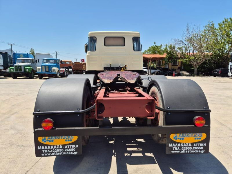 Scania LB110 Scania LBS110 6X2  - Tractor unit: picture 5 Scania LB110 Scania LBS110 6X2  - Tractor unit: picture 5