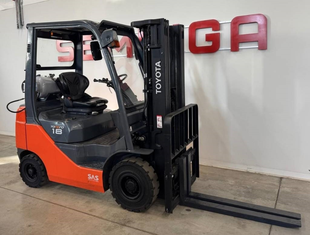 Toyota 10846 - 8FGF18 - LPG forklift: picture 1 Toyota 10846 - 8FGF18 - LPG forklift: picture 1