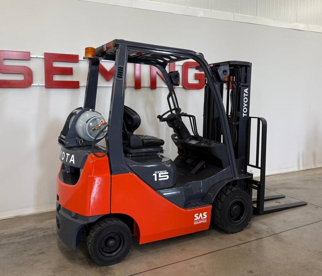 Toyota 10989 - 02-8FGF15 - LPG forklift: picture 3 Toyota 10989 - 02-8FGF15 - LPG forklift: picture 3