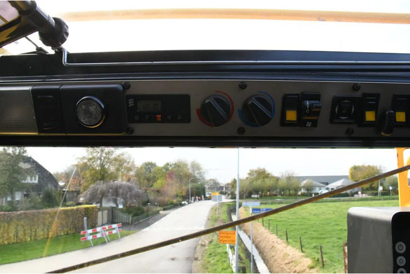 Demag AC60 CITY CLASS! Double cab!!8X8!! on lease Demag AC60 CITY CLASS! Double cab!!8X8!!: picture 11