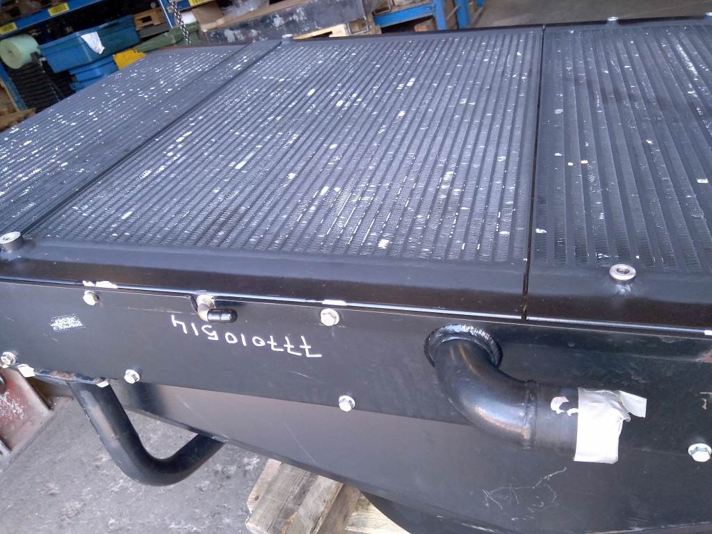 Bomag BM1000-35 - - Oil cooler for Construction machinery: picture 2 Bomag BM1000-35 - - Oil cooler for Construction machinery: picture 2
