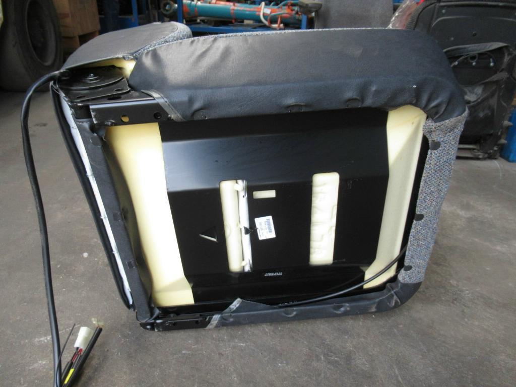 New Seat for Construction machinery CNH 71412009 -: picture 8