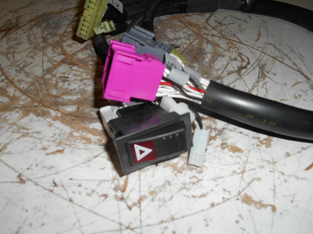 Case 76077917 - - Cables/ Wire harness for Construction machinery: picture 3 Case 76077917 - - Cables/ Wire harness for Construction machinery: picture 3