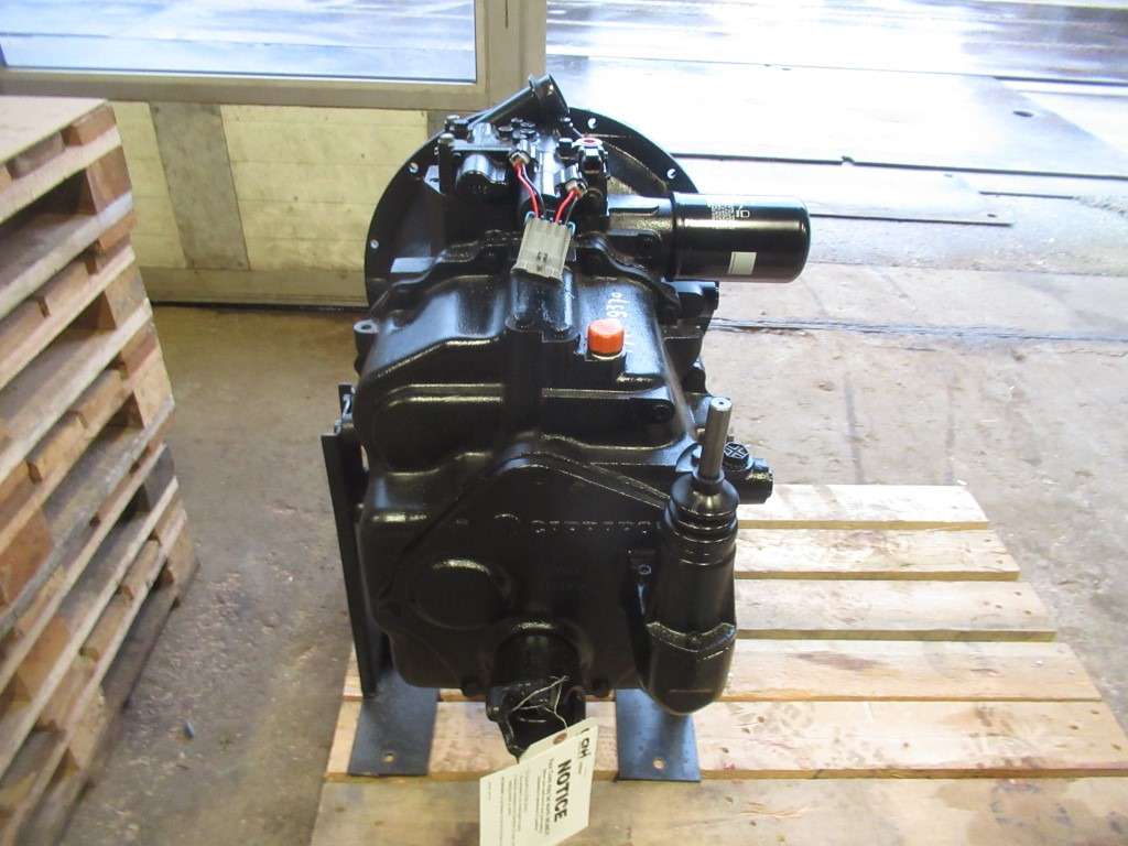 Gearbox for Construction machinery Case 87396486R: picture 7