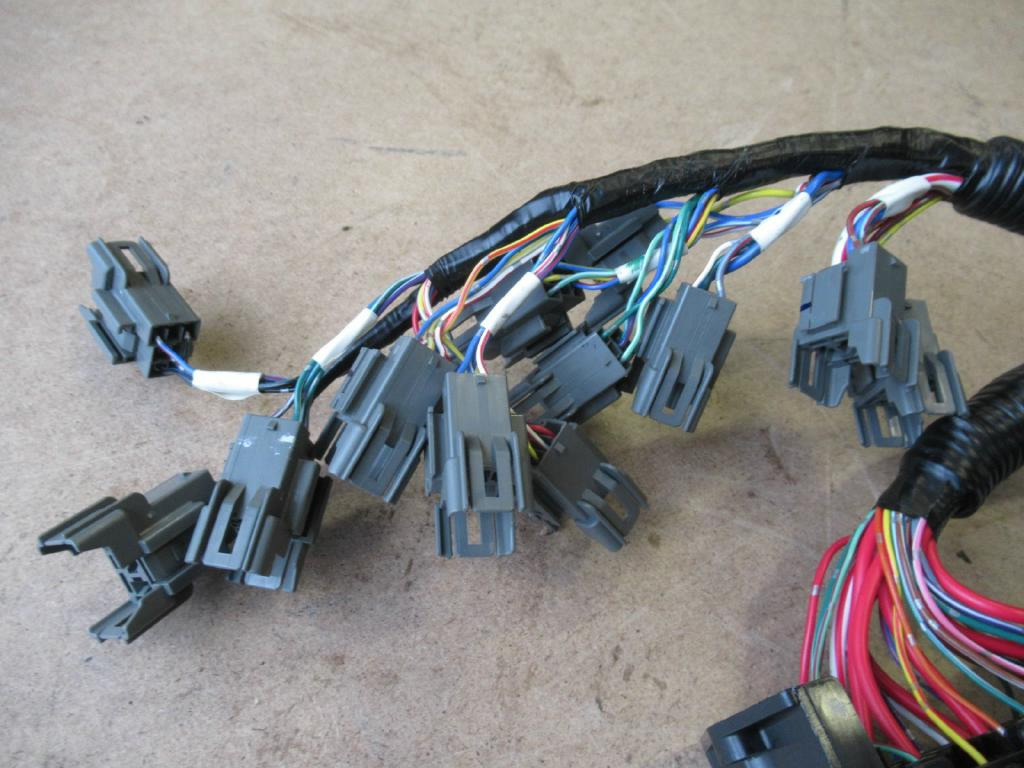 Case KHR28900 - Cables/ Wire harness for Construction machinery: picture 2 Case KHR28900 - Cables/ Wire harness for Construction machinery: picture 2