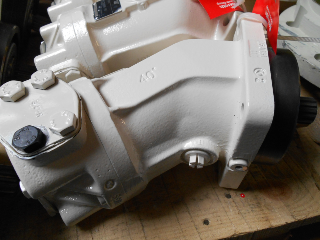 Caterpillar 1552951 - 1457626 - Hydraulic motor for Agricultural machinery: picture 4 Caterpillar 1552951 - 1457626 - Hydraulic motor for Agricultural machinery: picture 4