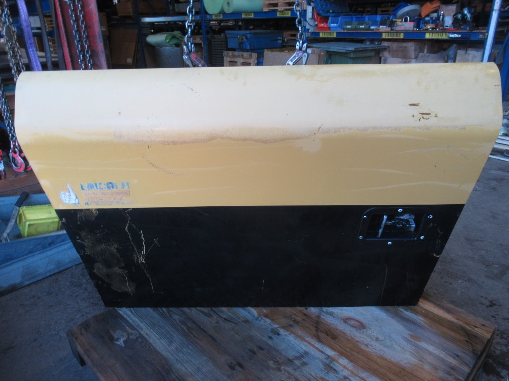 Caterpillar 336FL - - Door and parts for Construction machinery: picture 1 Caterpillar 336FL - - Door and parts for Construction machinery: picture 1