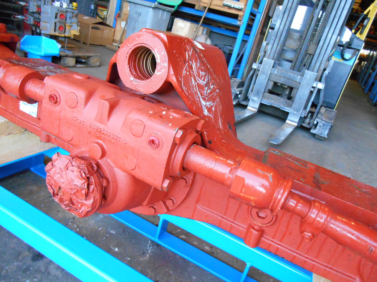 Doosan 1001040123 - 4472074052 - Front axle for Construction machinery: picture 5 Doosan 1001040123 - 4472074052 - Front axle for Construction machinery: picture 5