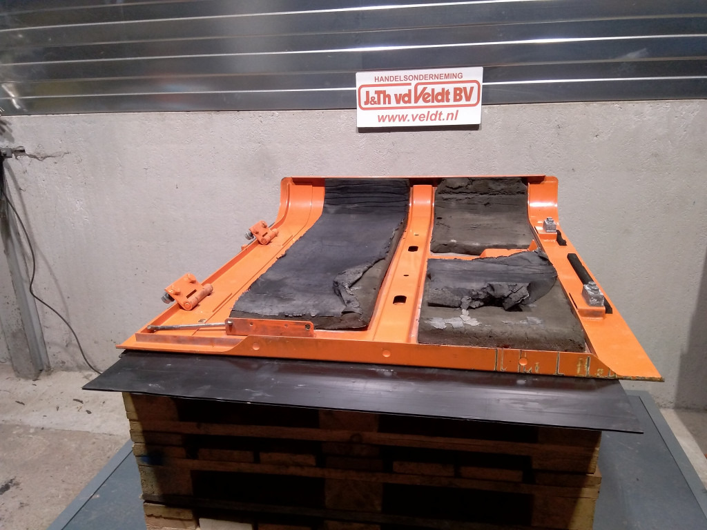 Hitachi ZX470LCH-5B - - Door and parts for Construction machinery: picture 3 Hitachi ZX470LCH-5B - - Door and parts for Construction machinery: picture 3