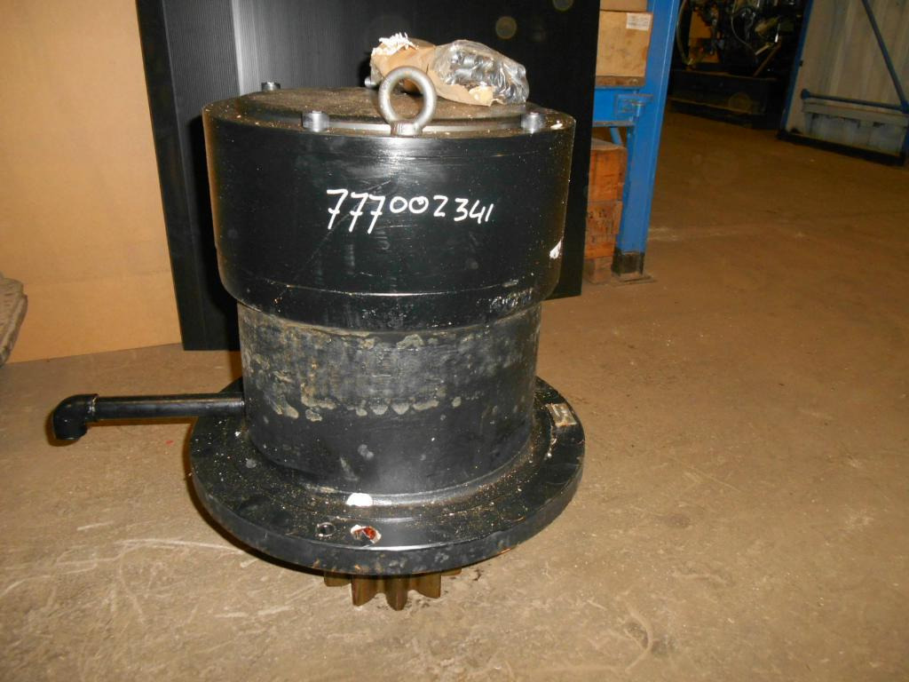 Kobelco LQ32W00009F1 - Swing motor for Construction machinery: picture 2 Kobelco LQ32W00009F1 - Swing motor for Construction machinery: picture 2