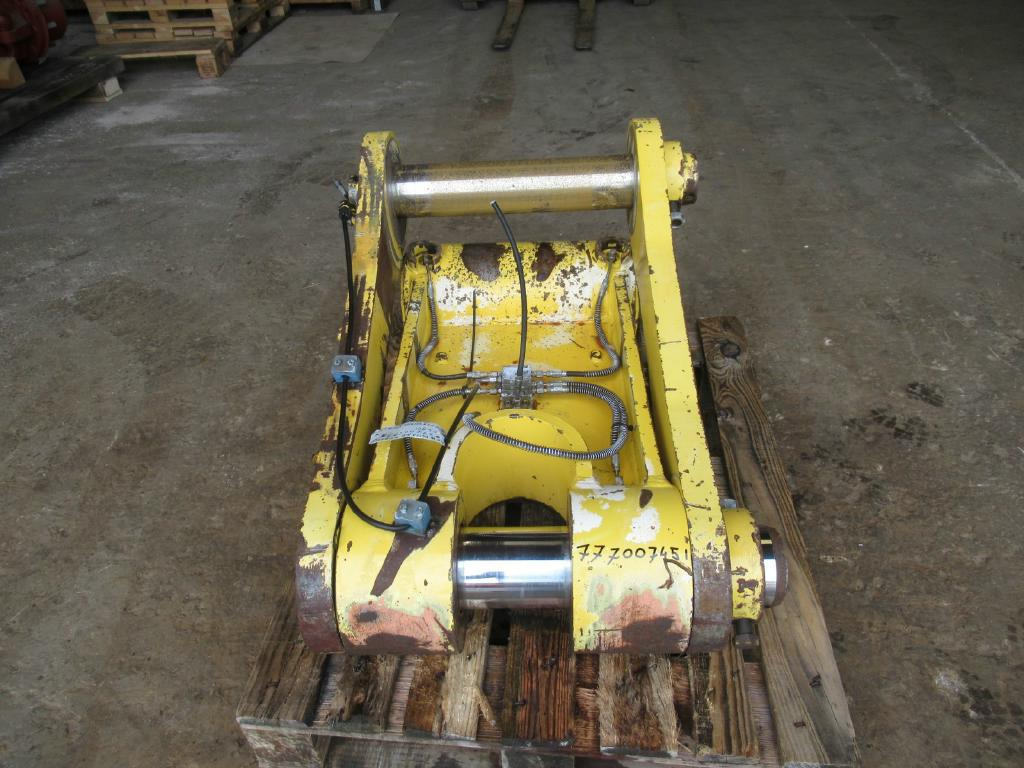 New Holland Kobelco E485 - - Quick coupler for Construction machinery: picture 1 New Holland Kobelco E485 - - Quick coupler for Construction machinery: picture 1