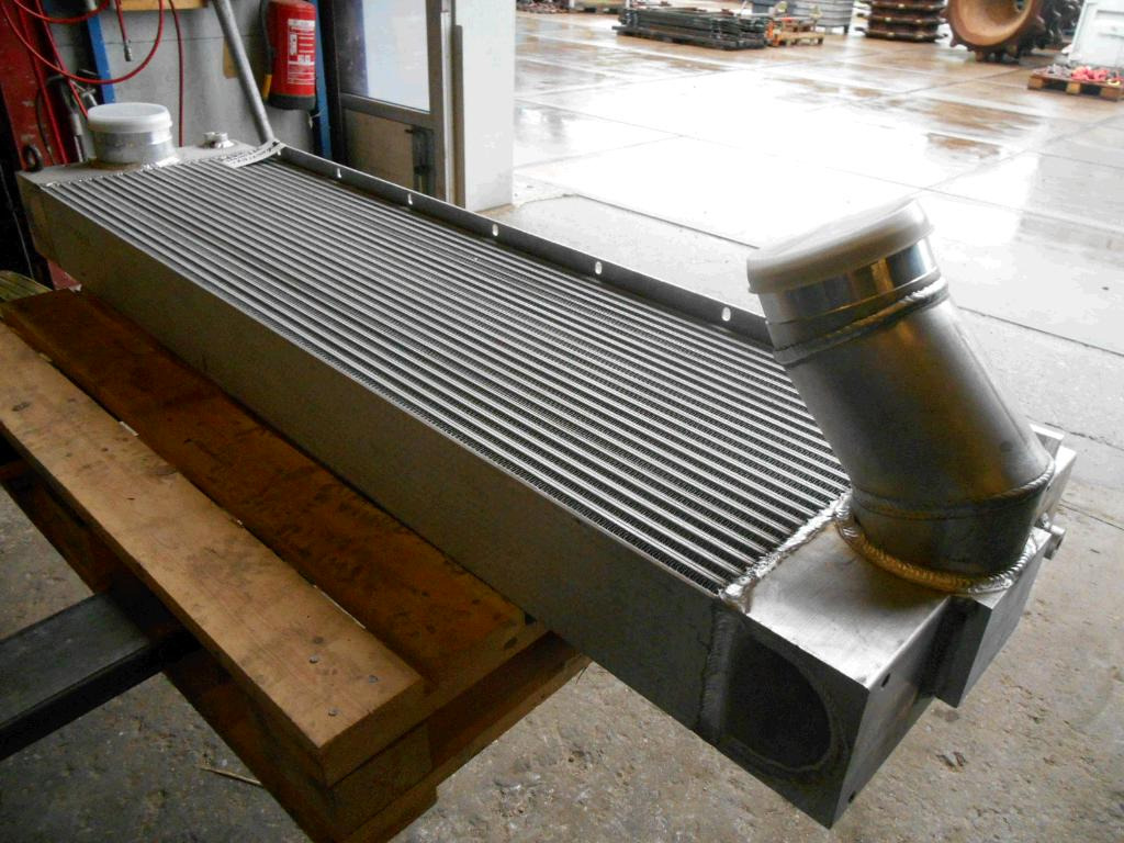 Terex O&K 6002157 - Intercooler for Construction machinery: picture 3 Terex O&K 6002157 - Intercooler for Construction machinery: picture 3
