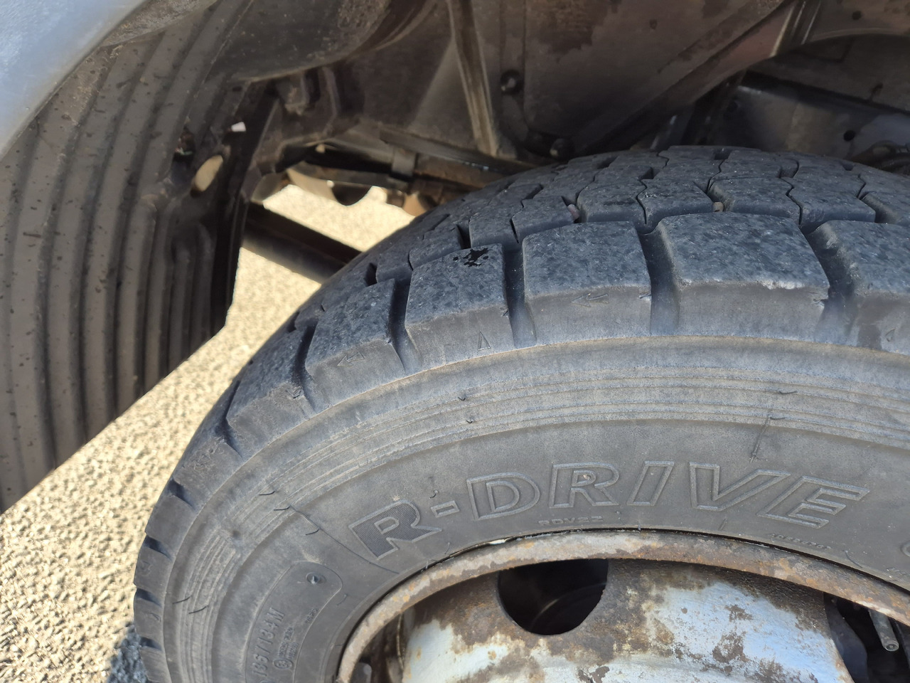 Hook lift truck for transportation of containers MAN TGL 12.180: picture 11