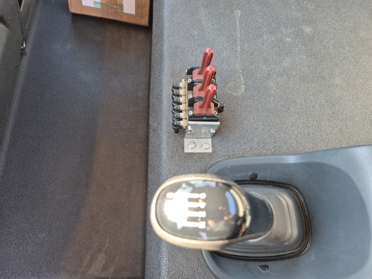 Hook lift truck for transportation of containers MAN TGL 12.180: picture 15