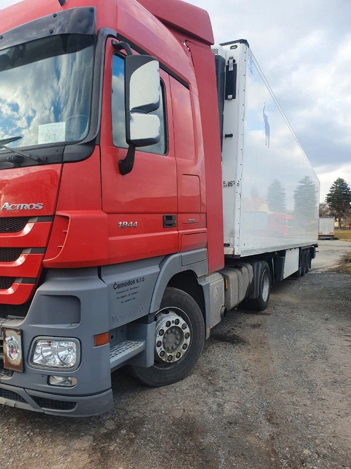 Mercedes-Benz Actros 1844 - Tractor unit: picture 2 Mercedes-Benz Actros 1844 - Tractor unit: picture 2