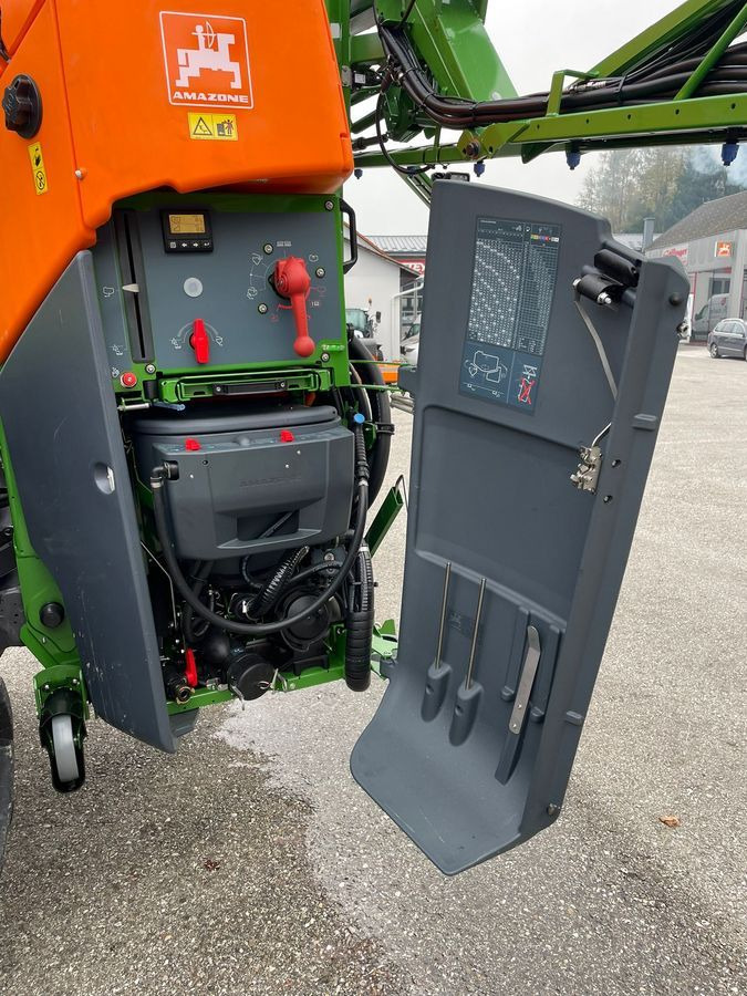 New Tractor mounted sprayer Amazone UF1602: picture 6