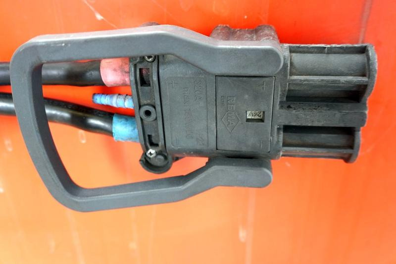 GRUMA 24 Volt 4 PzS 620 Ah - Battery for Material handling equipment: picture 4 GRUMA 24 Volt 4 PzS 620 Ah - Battery for Material handling equipment: picture 4