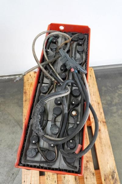 GRUMA 24 Volt 4 PzS 620 Ah - Battery for Material handling equipment: picture 3 GRUMA 24 Volt 4 PzS 620 Ah - Battery for Material handling equipment: picture 3