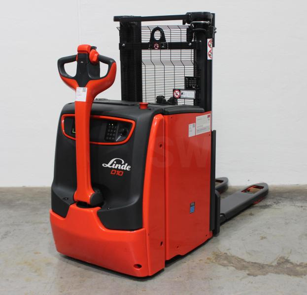 Linde D 10 1163-01 - Stacker: picture 1 Linde D 10 1163-01 - Stacker: picture 1