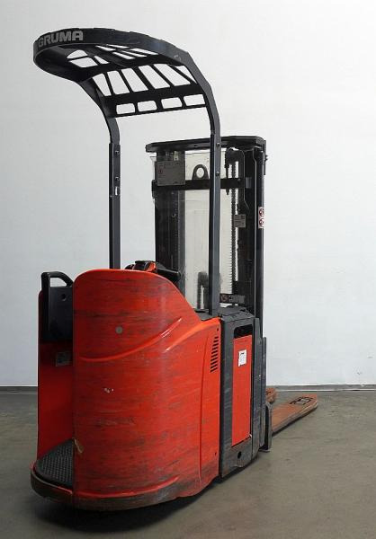 Linde D 14 SP 133 - Stacker: picture 4 Linde D 14 SP 133 - Stacker: picture 4