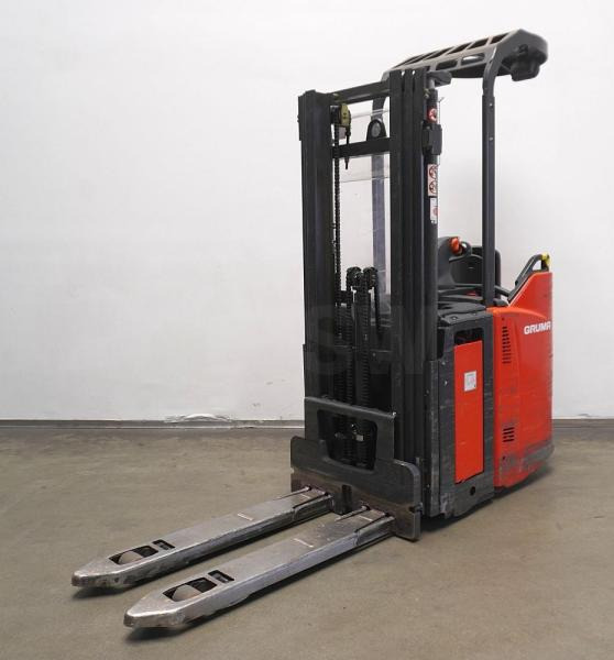 Linde D 14 SP 133 - Stacker: picture 2 Linde D 14 SP 133 - Stacker: picture 2