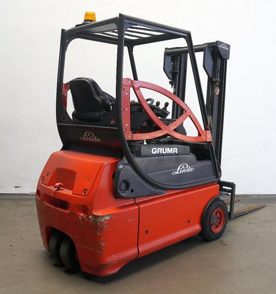 Linde E 16 335-02 - Electric forklift: picture 2 Linde E 16 335-02 - Electric forklift: picture 2