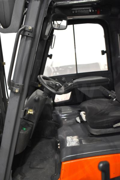 Linde E 16 C 386 - Electric forklift: picture 3 Linde E 16 C 386 - Electric forklift: picture 3