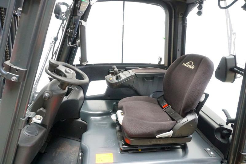 Linde E 16 EVO 386-02 - Electric forklift: picture 4 Linde E 16 EVO 386-02 - Electric forklift: picture 4